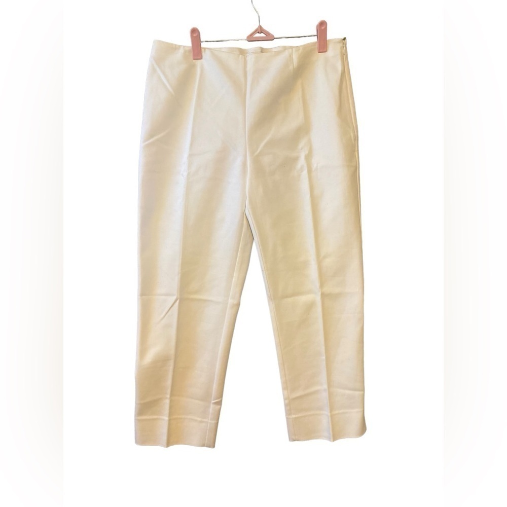 Chico’s Crop Pants Size 1 White US 8 Side Zip Cotton Blend Capris Stretch Womens